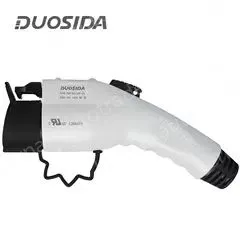 32A with 7-meter cable IEC SAE J1772 charging plug